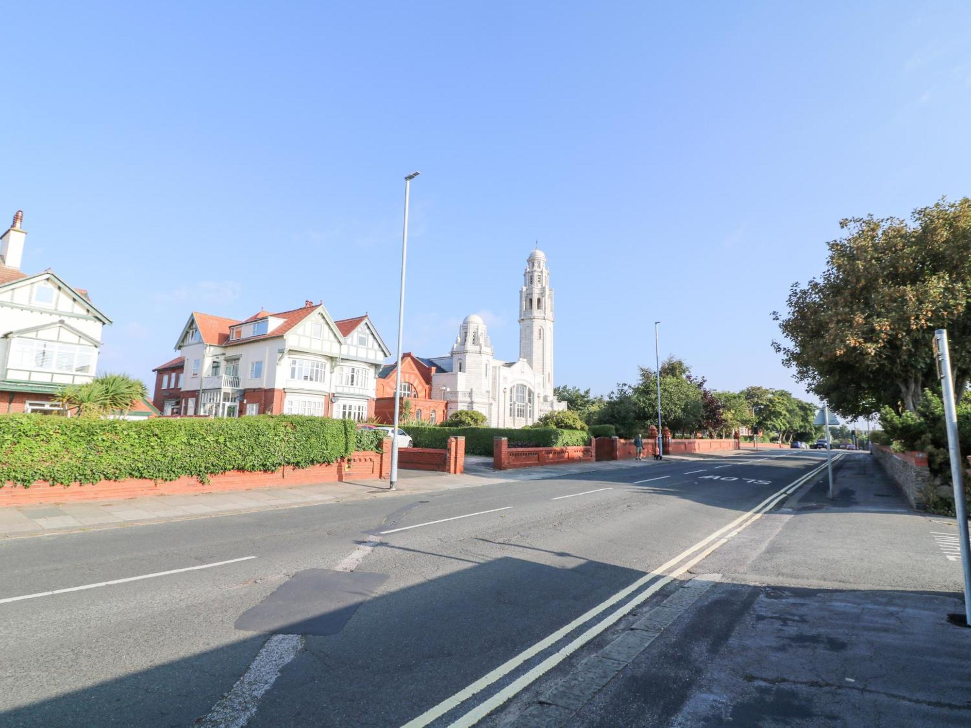 Villa 6D Clifton Drive Lytham St Annes Exterior foto